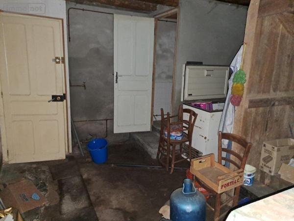 Maison à vendre à Alleuze dans le Cantal (15100), ref : 044/1191