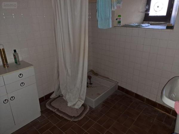 Maison à vendre à Alleuze dans le Cantal (15100), ref : 044/1191