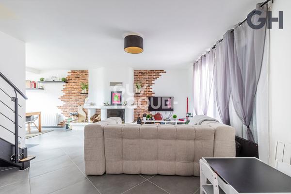 Superbe appartement lumineux de 4 pièces à COMBS LA VILLE !