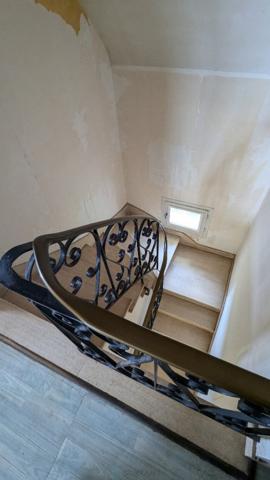 Maison familiale des années 70 sur 4 500 m² de terrain  Proche Pontivy