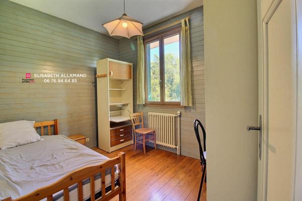 Quartier Bissy, Maison de 1939 , sur un terrain de 378m2, surface habitable près de 150m2