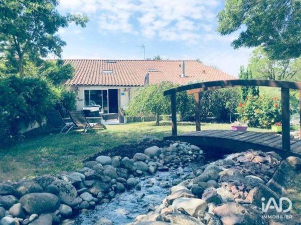 Maison à vendre 6 pièces 180 m² Azay-le-Brûlé