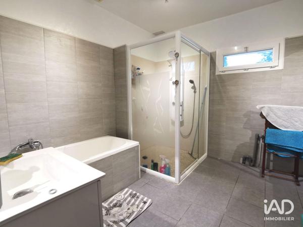 Maison à vendre 6 pièces 180 m² Azay-le-Brûlé