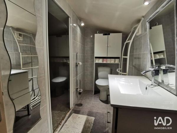 Maison à vendre 6 pièces 180 m² Azay-le-Brûlé