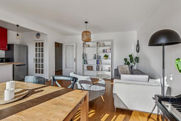 CARNOT 2 min du métro 3 pièces lumineux avec balcon, sans vis-à-vis