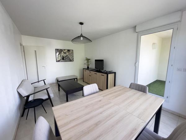 Appartement T2 avec balcon et box - La Rochelle - Beauregard,  
La rochelle 17000