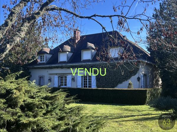 A ETE VENDU Superbe propriété, deux maisons, piscine sur terrains clos et arboré de 25 755 m2