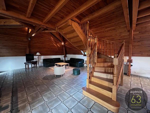 A ETE VENDU Superbe propriété, deux maisons, piscine sur terrains clos et arboré de 25 755 m2