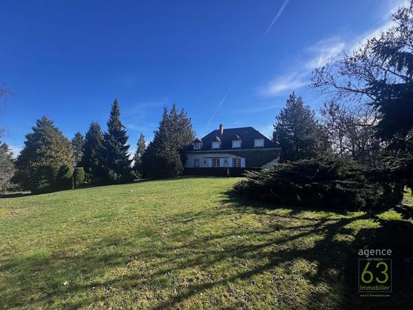 A ETE VENDU Superbe propriété, deux maisons, piscine sur terrains clos et arboré de 25 755 m2