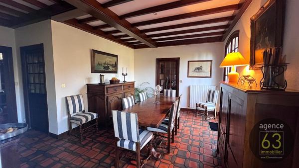 A ETE VENDU Superbe propriété, deux maisons, piscine sur terrains clos et arboré de 25 755 m2