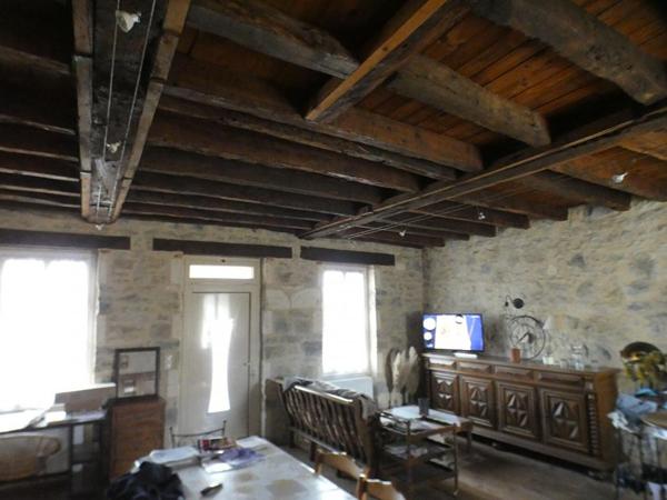 Maison Terrasson Lavilledieu 2 chambres avec jardin et garage