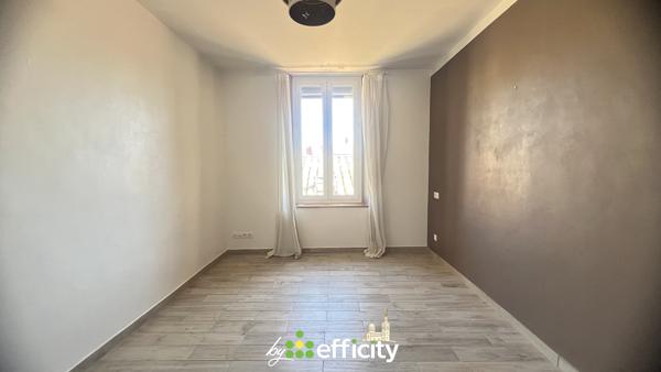 Appartement 4 pièces - 149 m²