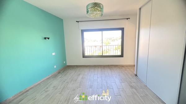 Appartement 4 pièces - 149 m²