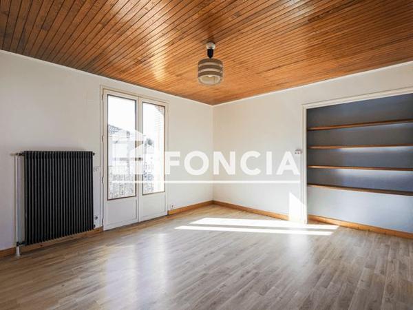 À vendre Maison 4 pièces 130 m² - Saint-étienne-de-saint-geoirs 38590