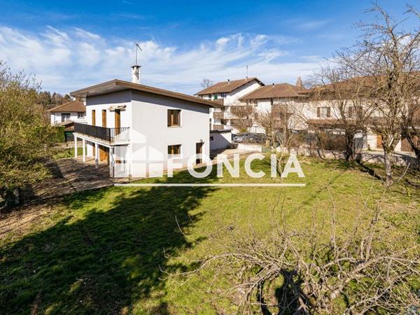 À vendre Maison 4 pièces 130 m² - Saint-étienne-de-saint-geoirs 38590