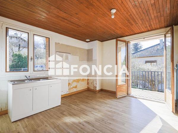 À vendre Maison 4 pièces 130 m² - Saint-étienne-de-saint-geoirs 38590