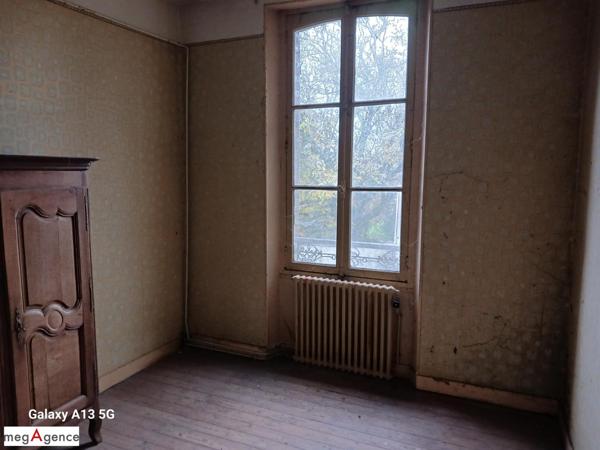 Maison à LONGNY LES VILLAGES, 61290 - 7 pièces 150m²