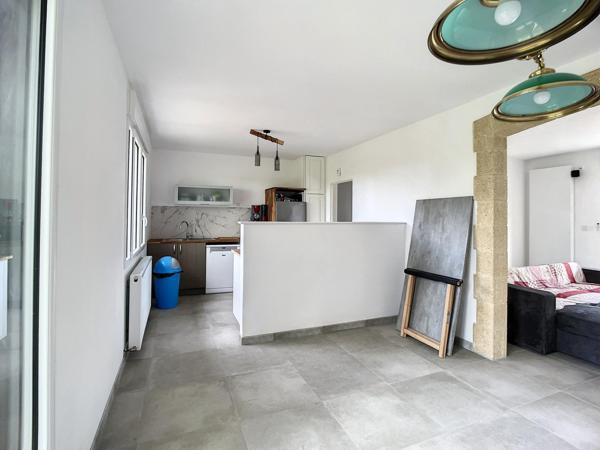 A vendre maison 103m² + 140m² de dépendance