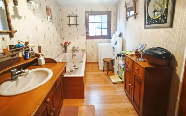 Maison à vendre    5 pièces •  Oraison