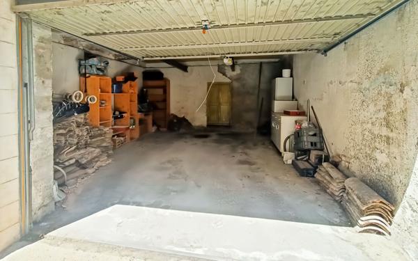 Maison à vendre    5 pièces •  Oraison