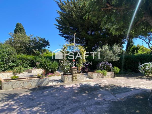 Maison familiale à rénover sur beau terrain plat de 700 m², à proximité du centre