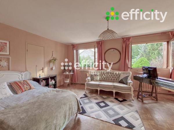 Maison 5 pièces - 180 m²