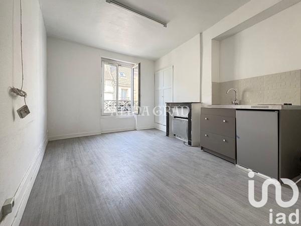 Immeuble à vendre 85 m² Pontoise