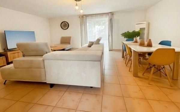 Maison à louer    4 pièces •  Le Passage