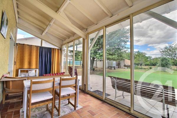 Maison à vendre  6 pièces - 175 m2 DAGNEUX - 01