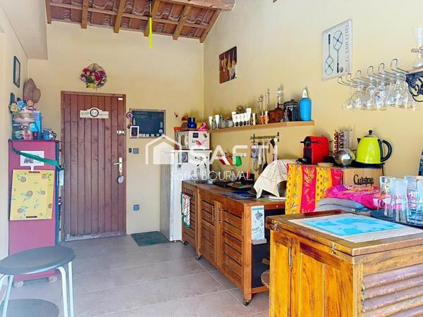 Maison familiale avec dépendance et garage