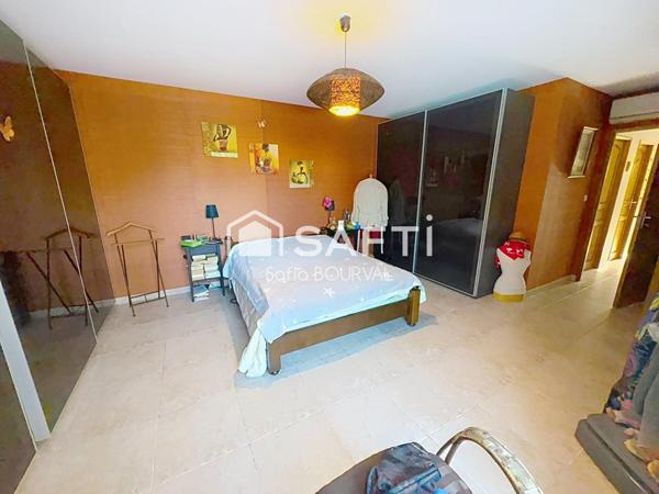 Maison familiale avec dépendance et garage