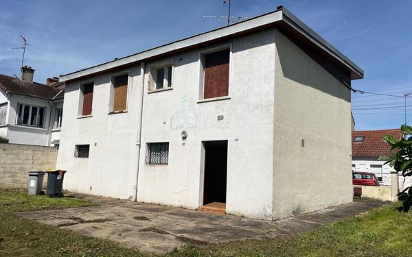 Maison à vendre    4 pièces •  Montluçon