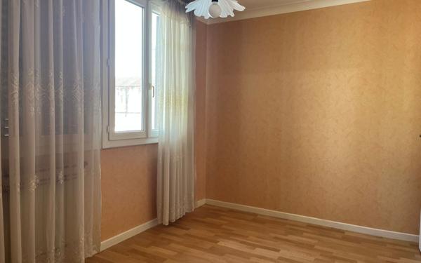 Maison à vendre    4 pièces •  Montluçon