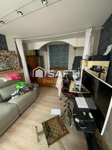 Rez-de-chaussée cosy dans immeuble d’époque, hypercentre