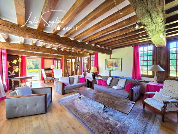 Propriété de 3 habitations sur plus de 3 ha
