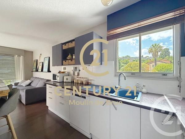 Appartement F3 à vendre  3 pièces - 58,44 m 2   GRASSE  - 06
