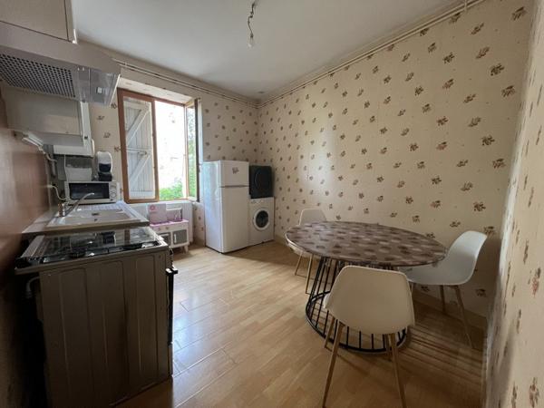 Immeuble à vendre |  La Rochefoucauld |  155 m²