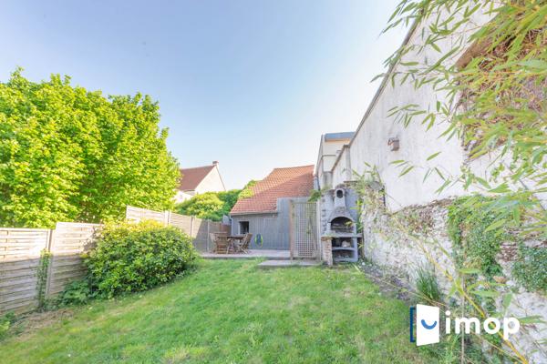 À 7 min à pied de la gare de Groslay : maison individuelle de 100m² avec grange et grand jardin calme