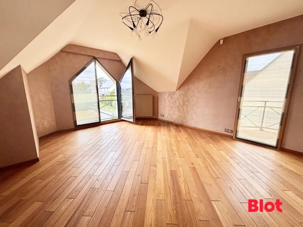 Maison 6 pièce(s)