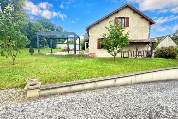 Maison familiale de 170 m2, à Chaumontel, avec double garage et terrain de 1661 m2