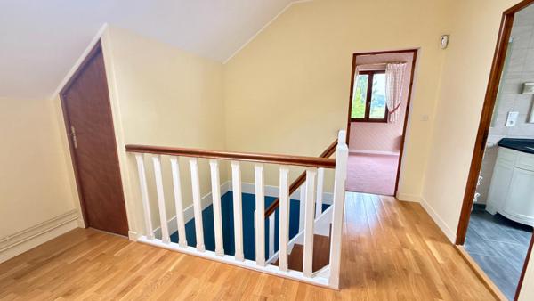 Maison familiale de 170 m2, à Chaumontel, avec double garage et terrain de 1661 m2