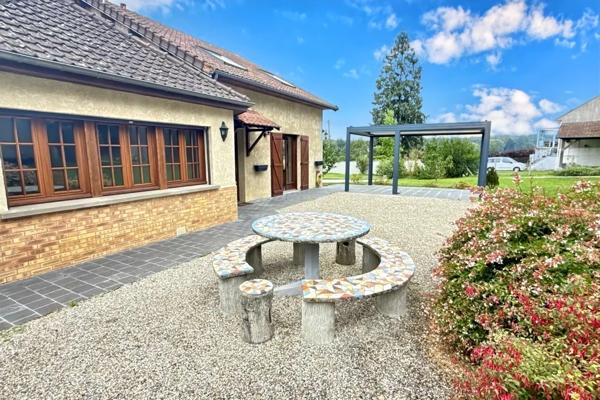 Maison familiale de 170 m2, à Chaumontel, avec double garage et terrain de 1661 m2