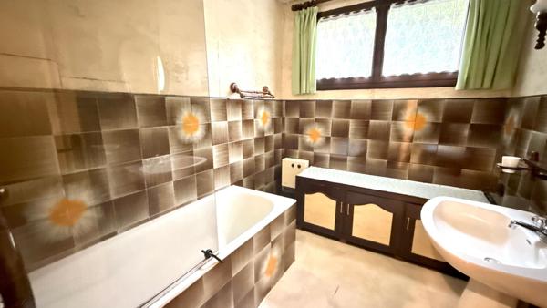 Maison familiale de 170 m2, à Chaumontel, avec double garage et terrain de 1661 m2