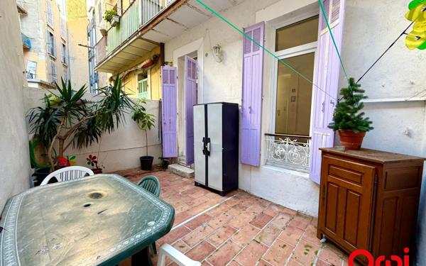 Appartement à vendre    2 pièces • 51 m2 Marseille 3
