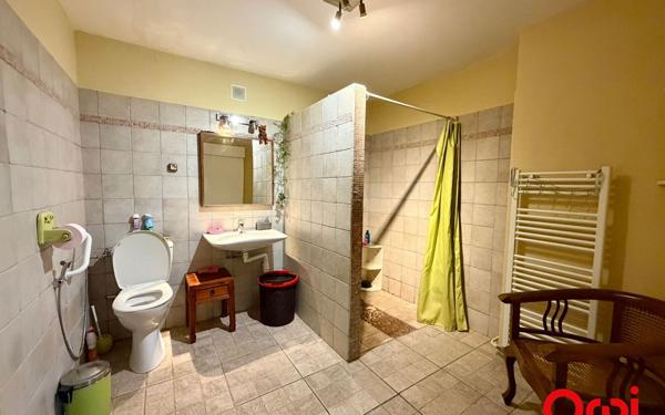 Appartement à vendre    2 pièces • 51 m2 Marseille 3