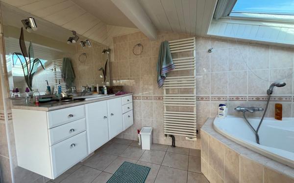 Maison à vendre    7 pièces •  Saint-Paul-lès-Dax