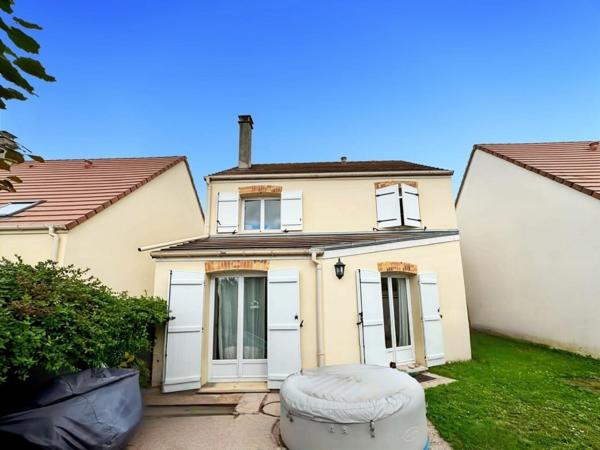 Maison à vendre à Dammarie-les-Lys - 3 chambres, jardin, garage