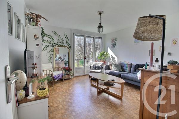 Appartement F3 à vendre  3 pièces - 56,68 m 2   PESSAC  - 33