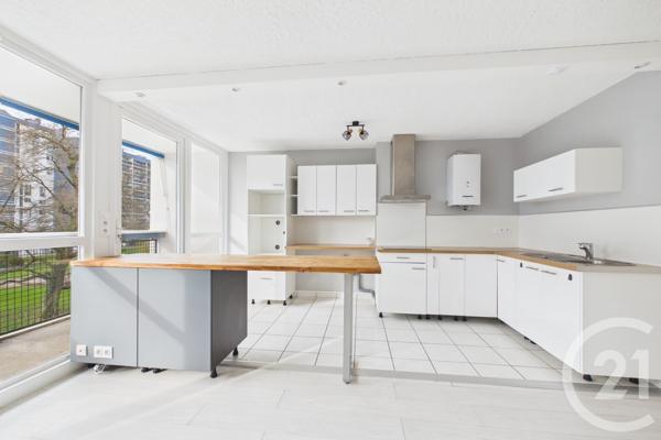 Appartement F3 à vendre  3 pièces - 56,68 m 2   PESSAC  - 33