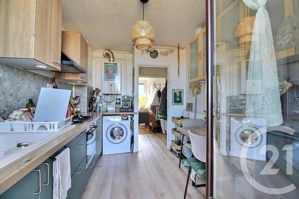 Appartement F3 à vendre  3 pièces - 56,68 m 2   PESSAC  - 33